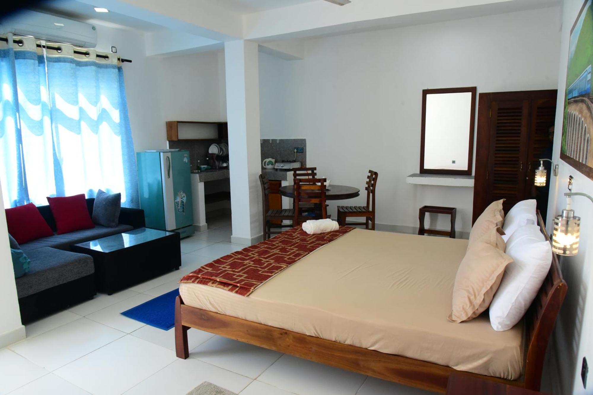 Hotel Happy Tuna Hikkaduwa Exterior photo